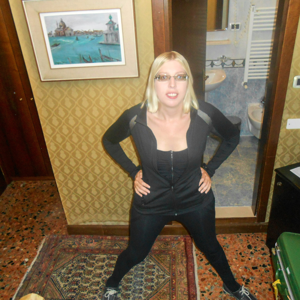 Meet your Posher, Veronica